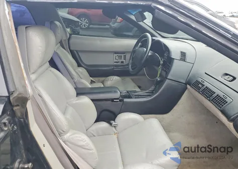 1992 Chevrolet Corvette z USA, uszkodzony, nr VIN 1G1YY23P4N5111430